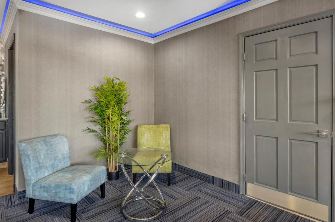 Econo Lodge Waynesboro - Skyline Drive Εξωτερικό φωτογραφία
