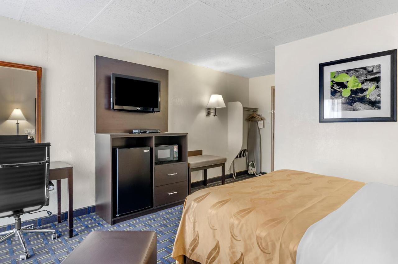 Econo Lodge Waynesboro - Skyline Drive Εξωτερικό φωτογραφία