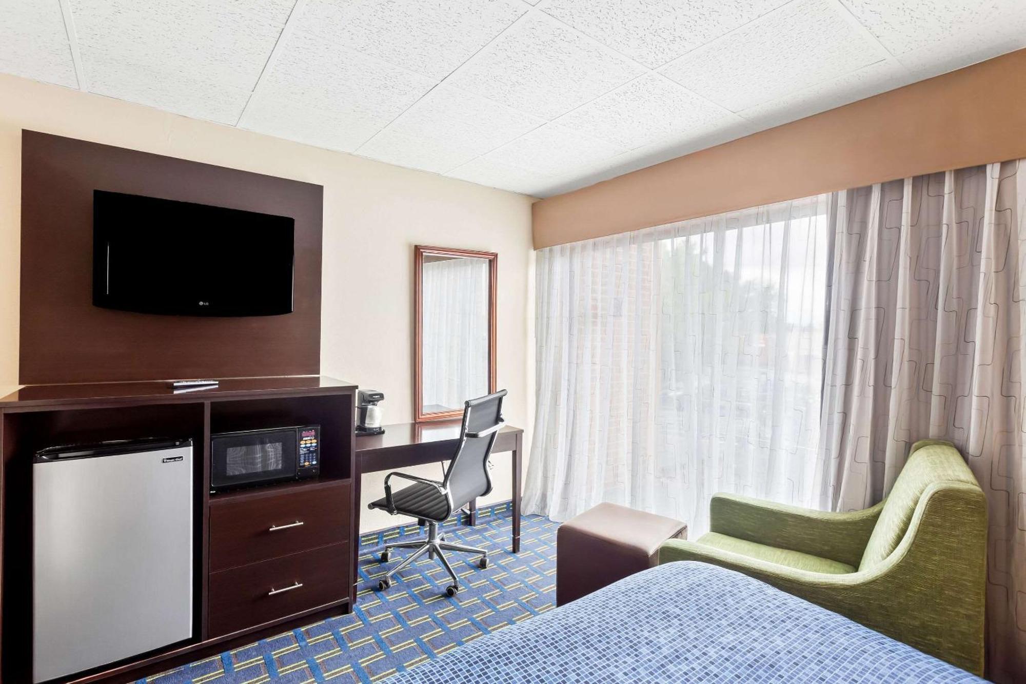 Econo Lodge Waynesboro - Skyline Drive Εξωτερικό φωτογραφία
