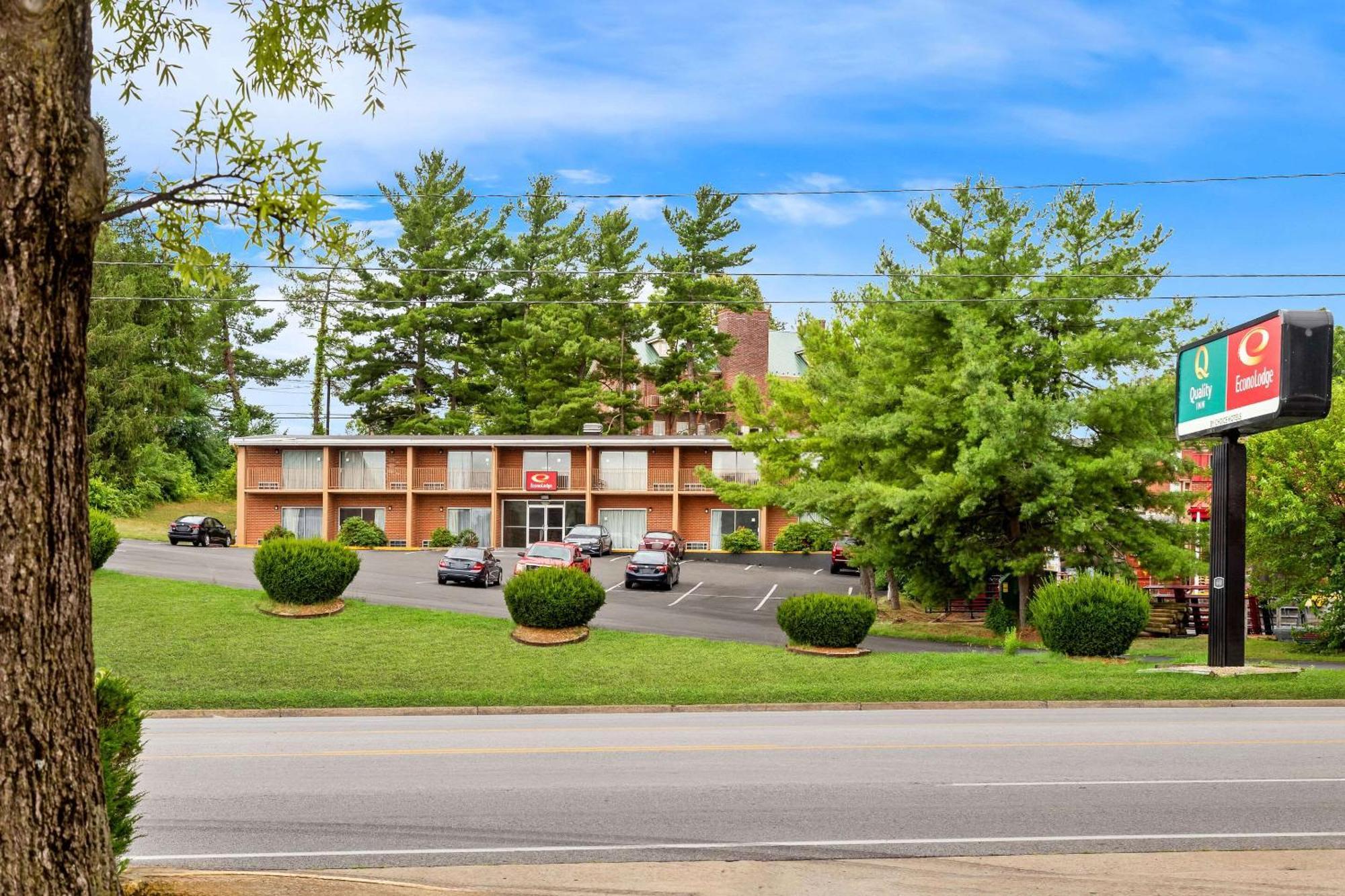 Econo Lodge Waynesboro - Skyline Drive Εξωτερικό φωτογραφία