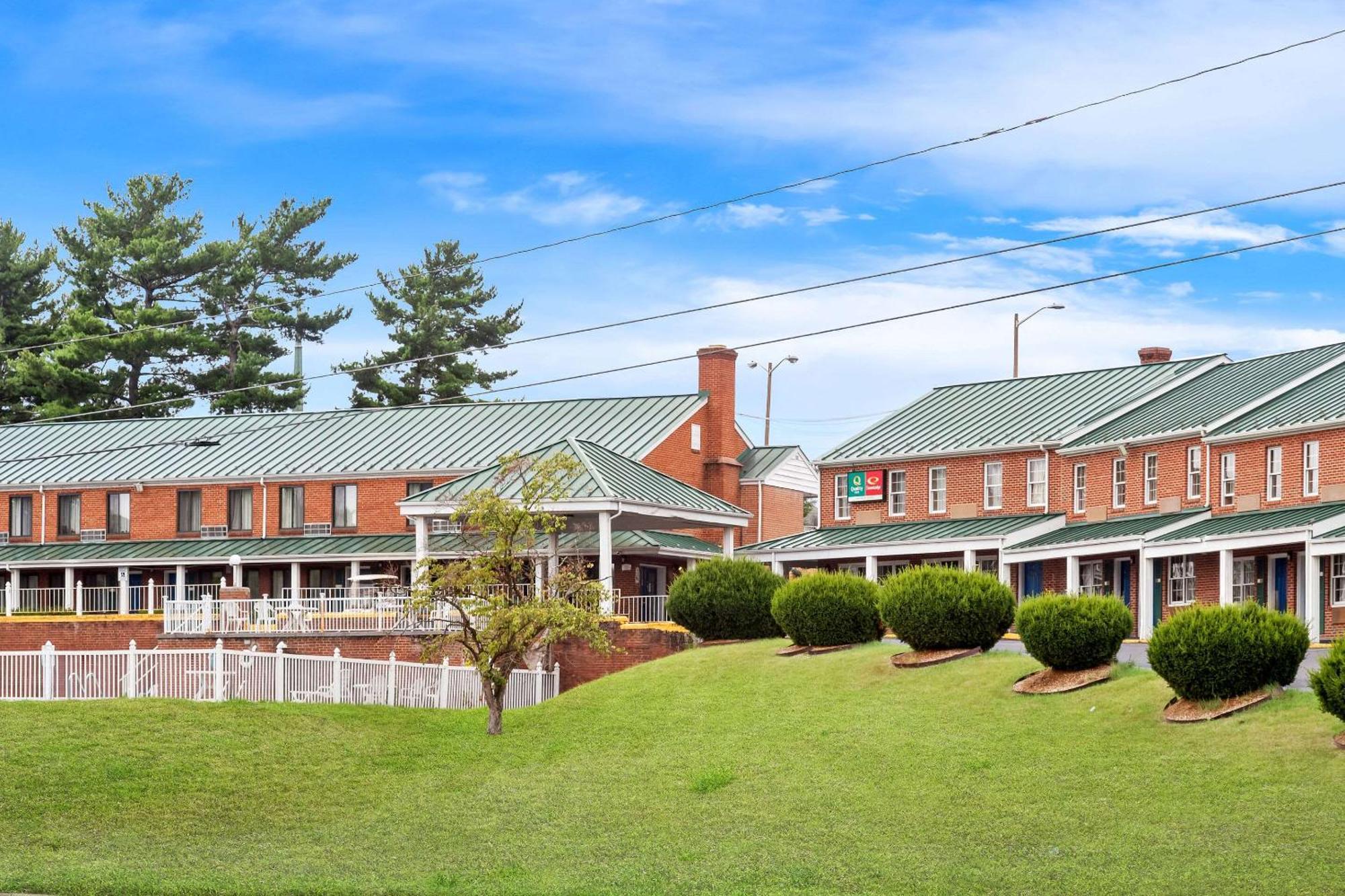 Econo Lodge Waynesboro - Skyline Drive Εξωτερικό φωτογραφία